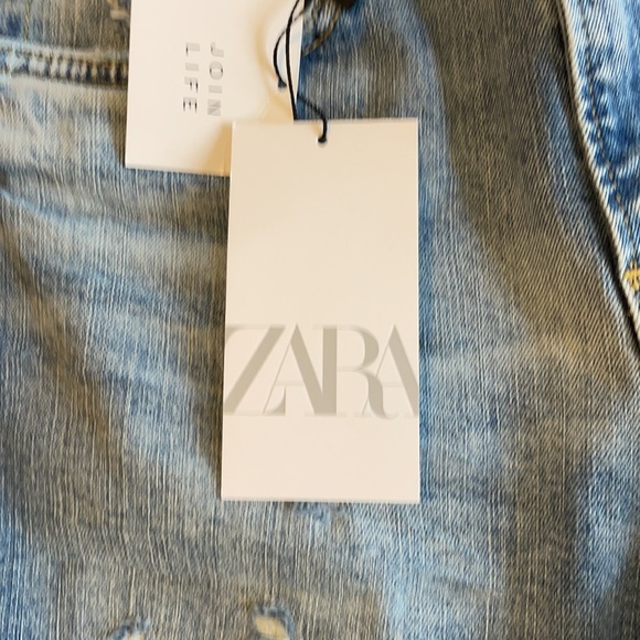 Jeans - Picture 4 of 4